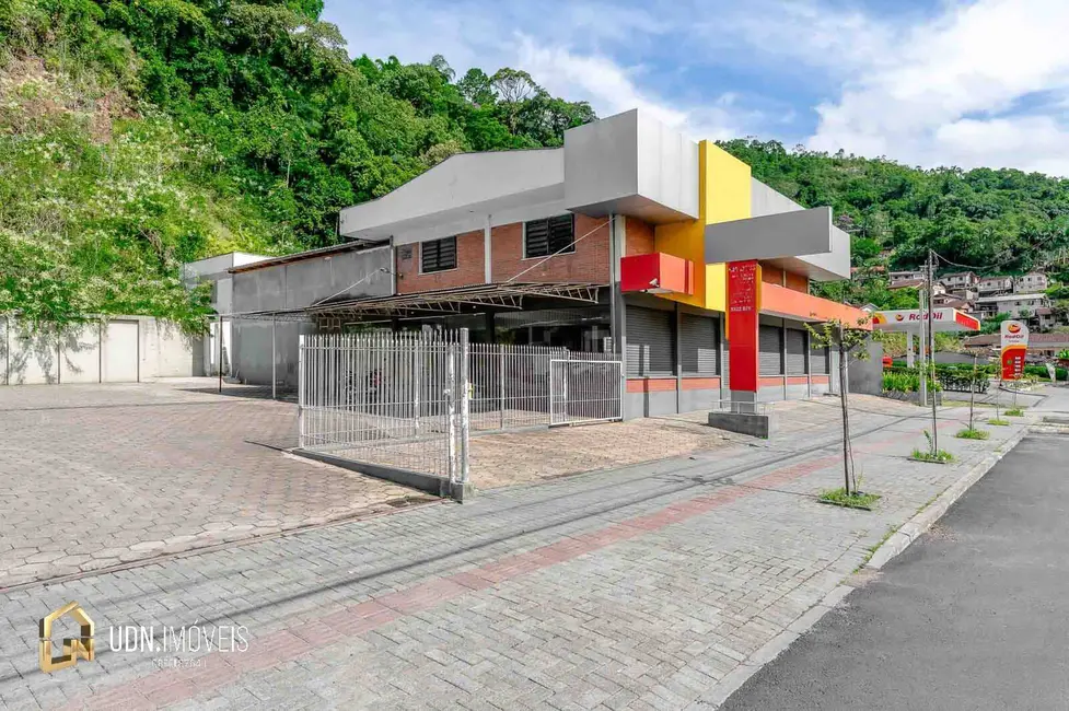Armazém / Galpão para alugar, 700m2 em Ponta Aguda, Blumenau - SC - imagem 4 Foto 4 de Armazém / Galpão para alugar, 700m2 em Ponta Aguda, Blumenau - SC
