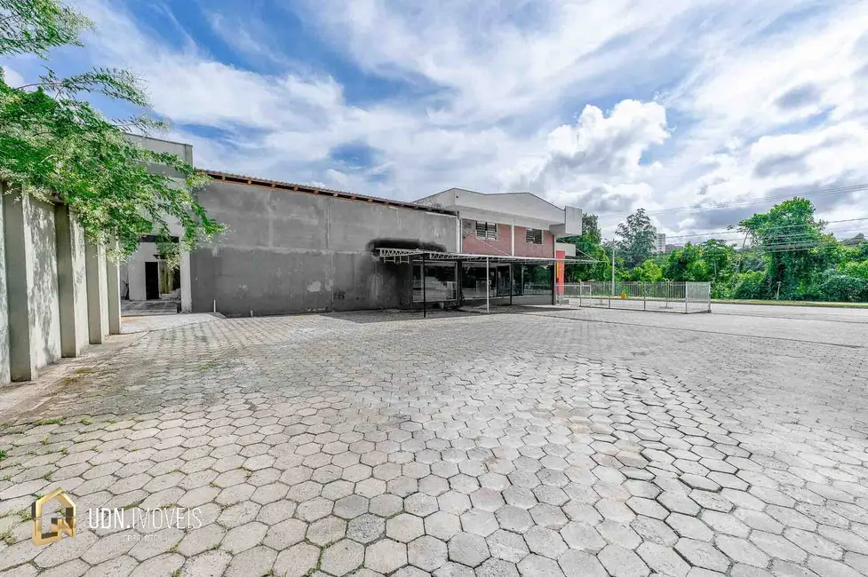 Armazém / Galpão para alugar, 700m2 em Ponta Aguda, Blumenau - SC - imagem 9 Foto 9 de Armazém / Galpão para alugar, 700m2 em Ponta Aguda, Blumenau - SC