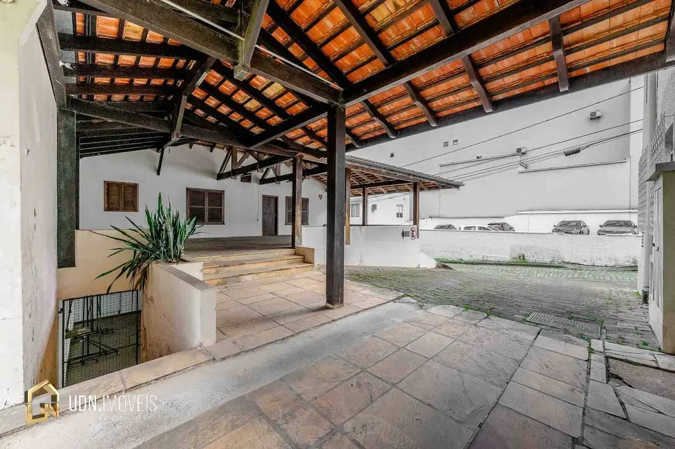 Casa com 2 quartos para alugar, 146m2 em Jardim Blumenau, Blumenau - SC - imagem 8 Foto 8 de Casa com 2 quartos para alugar, 146m2 em Jardim Blumenau, Blumenau - SC