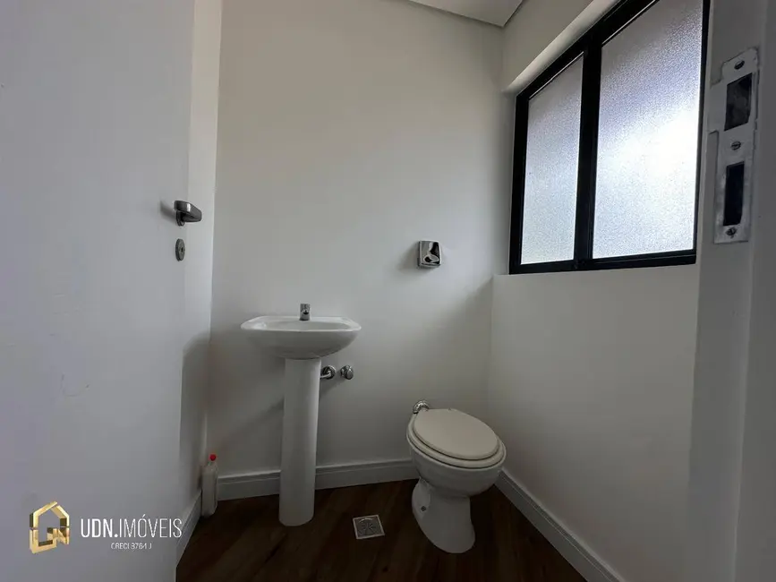 Foto 8 de Sala Comercial para alugar, 66m2 em Garcia, Blumenau - SC