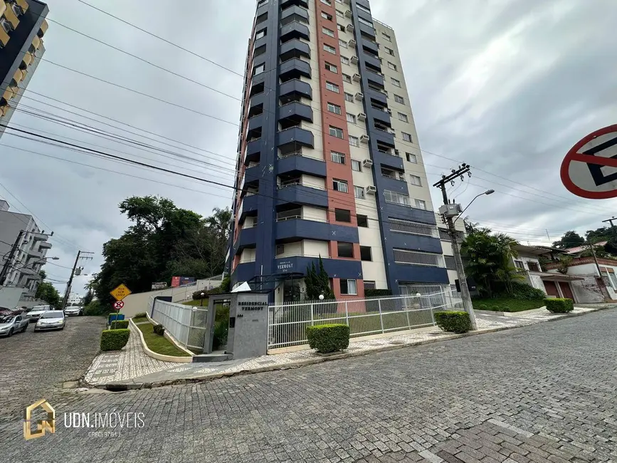 Apartamento com 2 quartos para alugar, 80m2 em Vila Nova, Blumenau - SC - imagem 1 Foto 1 de Apartamento com 2 quartos para alugar, 80m2 em Vila Nova, Blumenau - SC