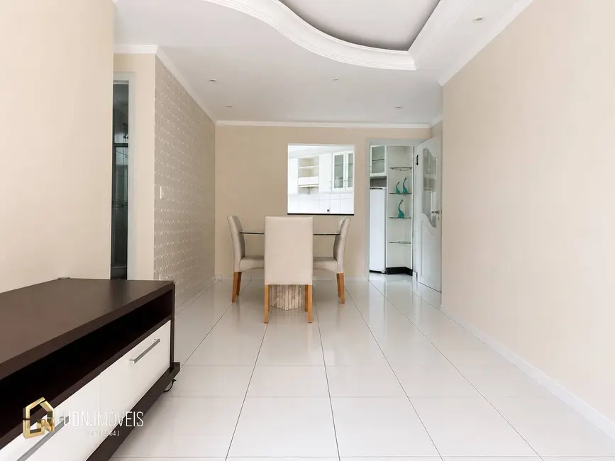 Apartamento com 2 quartos para alugar, 80m2 em Vila Nova, Blumenau - SC - imagem 5 Foto 5 de Apartamento com 2 quartos para alugar, 80m2 em Vila Nova, Blumenau - SC