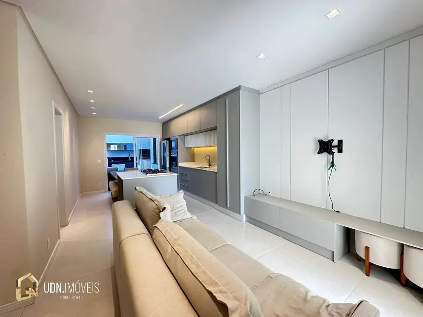 Sobrado com 3 quartos à venda, 137m2 em Água Verde, Blumenau - SC - imagem 6 Foto 6 de Sobrado com 3 quartos à venda, 137m2 em Água Verde, Blumenau - SC