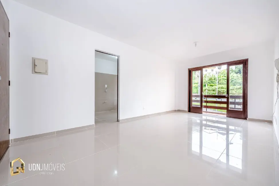 Apartamento com 2 quartos para alugar, 80m2 em Garcia, Blumenau - SC - imagem 2 Foto 2 de Apartamento com 2 quartos para alugar, 80m2 em Garcia, Blumenau - SC