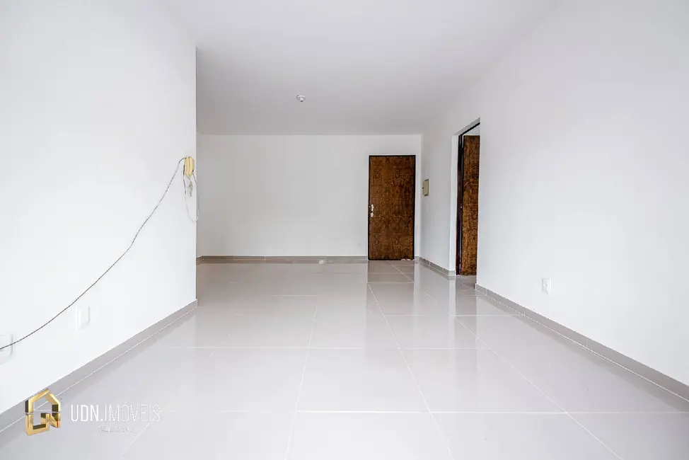 Apartamento com 2 quartos para alugar, 80m2 em Garcia, Blumenau - SC - imagem 7 Foto 7 de Apartamento com 2 quartos para alugar, 80m2 em Garcia, Blumenau - SC