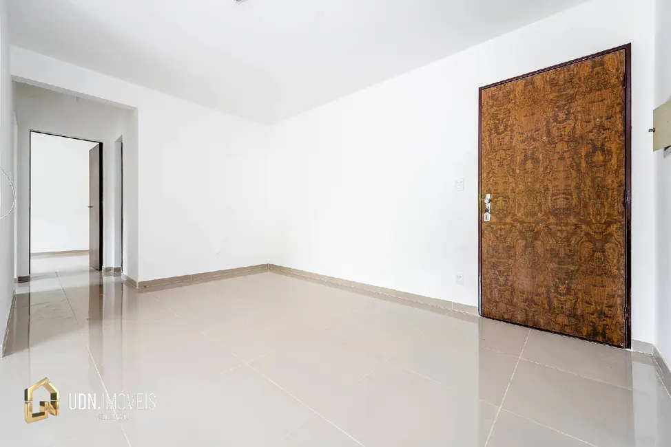 Apartamento com 2 quartos para alugar, 80m2 em Garcia, Blumenau - SC - imagem 9 Foto 9 de Apartamento com 2 quartos para alugar, 80m2 em Garcia, Blumenau - SC