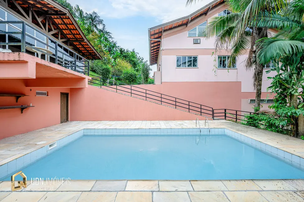 Casa com 3 quartos à venda, 560m2 em Itoupava Seca, Blumenau - SC - imagem 8 Foto 8 de Casa com 3 quartos à venda, 560m2 em Itoupava Seca, Blumenau - SC