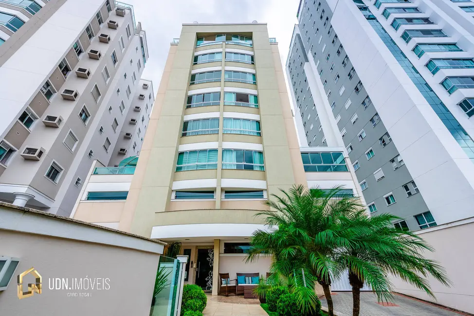 Foto 1 de Apartamento com 2 quartos à venda, 91m2 em Velha, Blumenau - SC