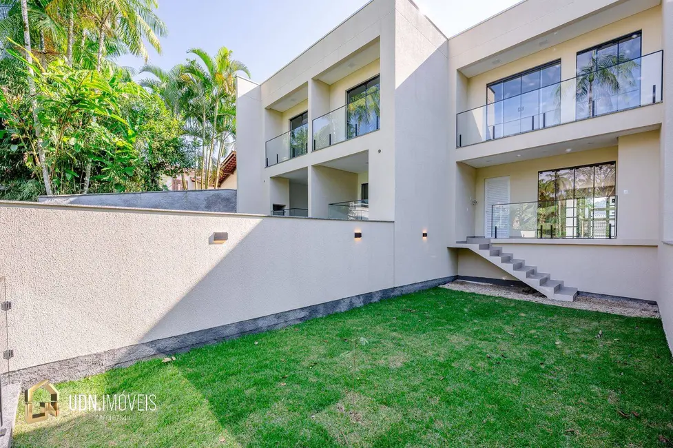 Sobrado com 3 quartos à venda, 64m2 em Água Verde, Blumenau - SC - imagem 8 Foto 8 de Sobrado com 3 quartos à venda, 64m2 em Água Verde, Blumenau - SC