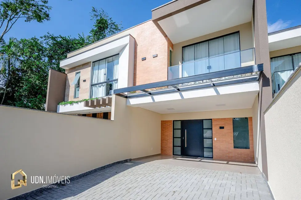 Sobrado com 3 quartos à venda, 64m2 em Água Verde, Blumenau - SC - imagem 3 Foto 3 de Sobrado com 3 quartos à venda, 64m2 em Água Verde, Blumenau - SC