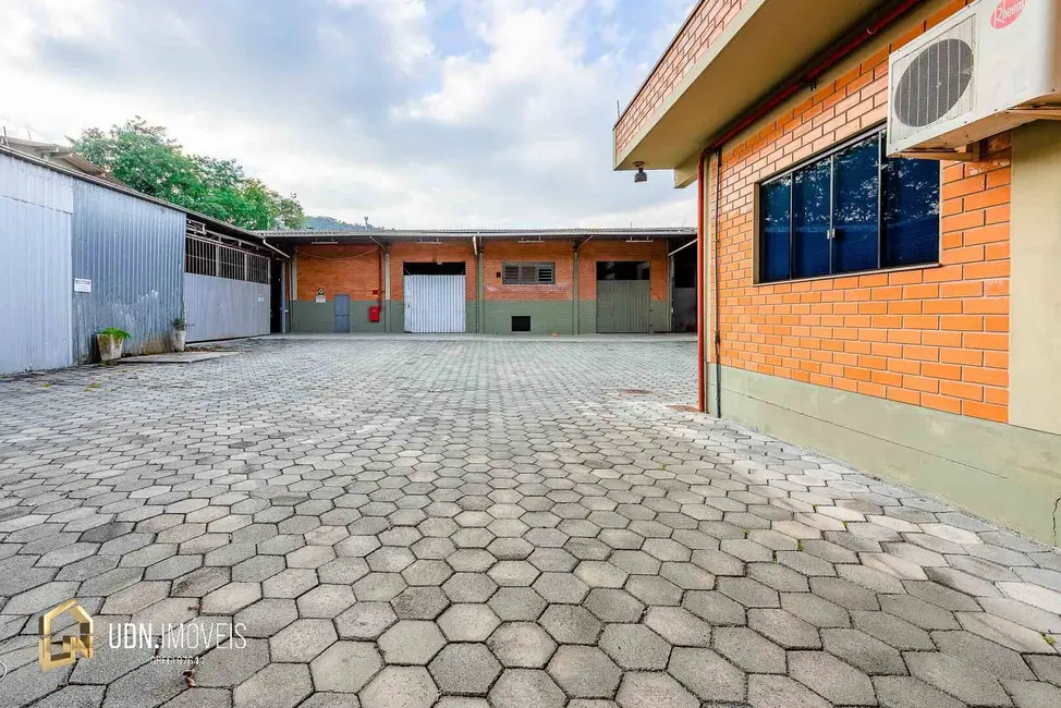 Armazém / Galpão para alugar, 3200m2 em Itoupavazinha, Blumenau - SC - imagem 6 Foto 6 de Armazém / Galpão para alugar, 3200m2 em Itoupavazinha, Blumenau - SC