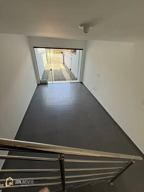Sobrado com 2 quartos à venda, 88m2 em Escola Agrícola, Blumenau - SC - imagem 4 Foto 4 de Sobrado com 2 quartos à venda, 88m2 em Escola Agrícola, Blumenau - SC
