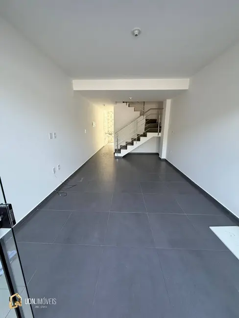 Sobrado com 2 quartos à venda, 88m2 em Escola Agrícola, Blumenau - SC - imagem 7 Foto 7 de Sobrado com 2 quartos à venda, 88m2 em Escola Agrícola, Blumenau - SC