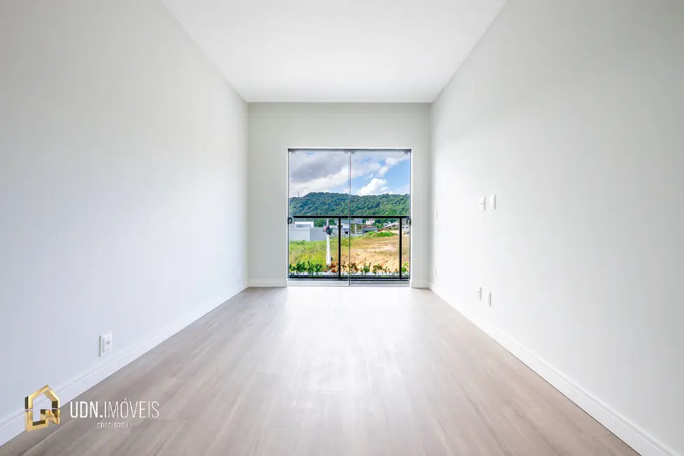 Foto 3 de Sobrado com 2 quartos à venda, 107m2 em Bela Vista, Gaspar - SC