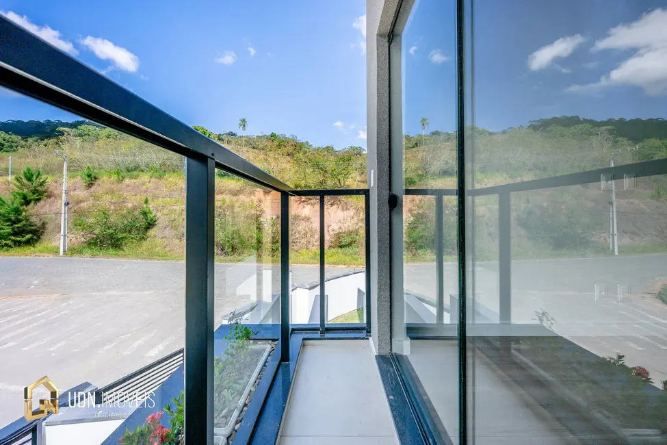 Foto 5 de Sobrado com 2 quartos à venda, 107m2 em Bela Vista, Gaspar - SC