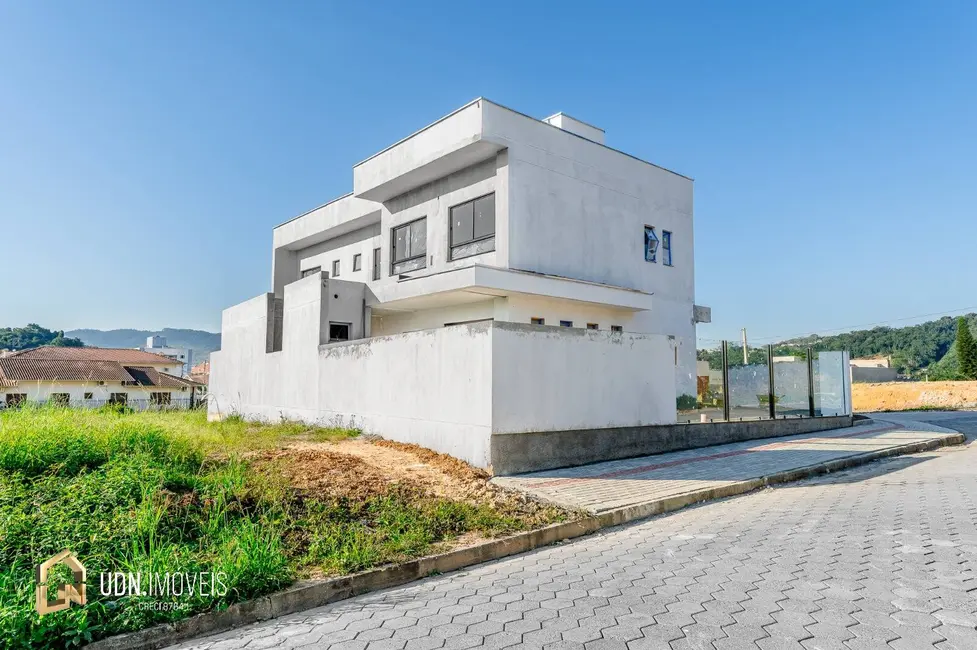 Foto 9 de Sobrado com 2 quartos à venda, 107m2 em Bela Vista, Gaspar - SC