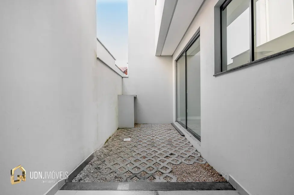 Foto 8 de Sobrado com 2 quartos à venda, 107m2 em Poço Grande, Gaspar - SC