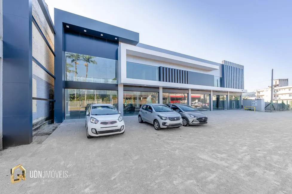 Foto 5 de Sala Comercial para alugar, 194m2 em Poço Grande, Gaspar - SC