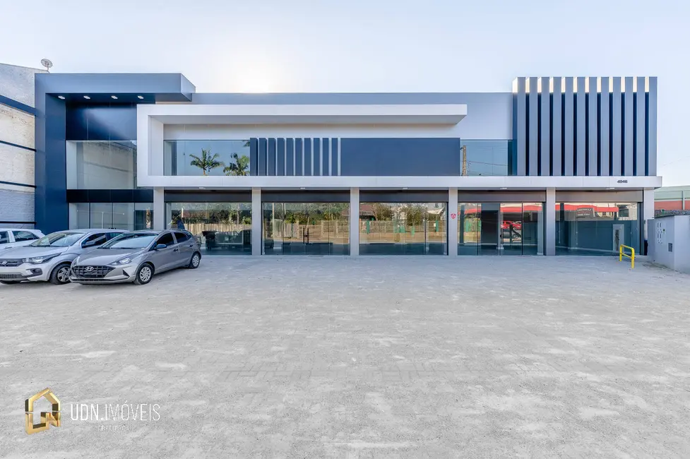 Foto 2 de Sala Comercial para alugar, 194m2 em Poço Grande, Gaspar - SC