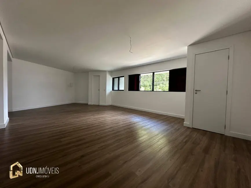 Foto 2 de Sala Comercial à venda, 66m2 em Garcia, Blumenau - SC