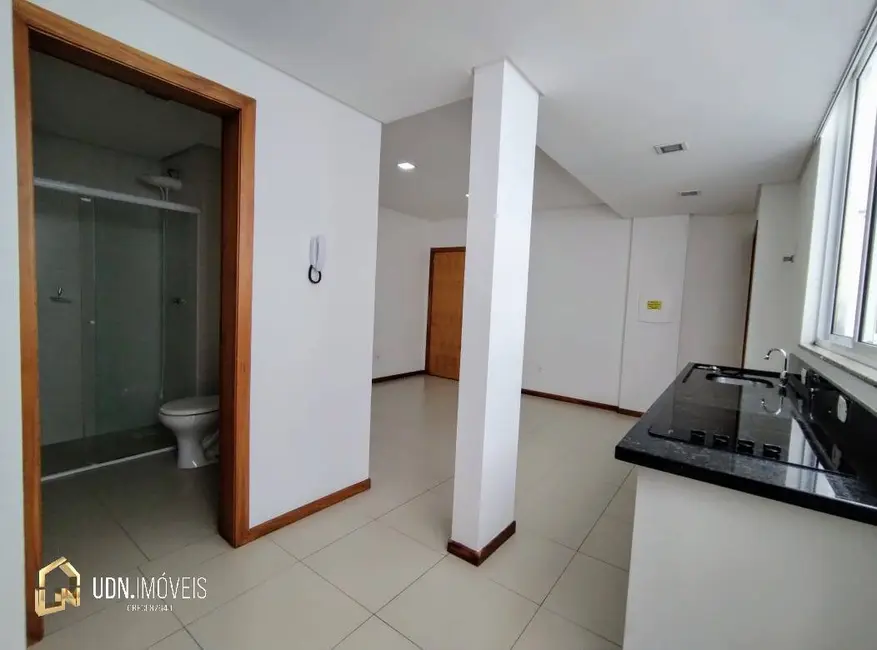 Apartamento com 2 quartos para alugar, 48m2 em Jardim Blumenau, Blumenau - SC - imagem 3 Foto 3 de Apartamento com 2 quartos para alugar, 48m2 em Jardim Blumenau, Blumenau - SC
