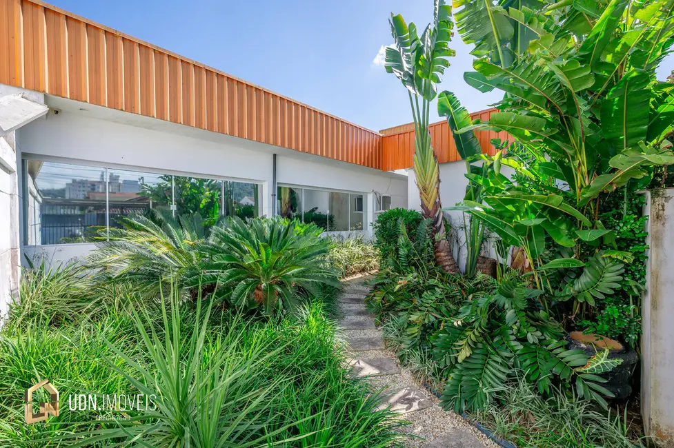 Sala Comercial para alugar, 163m2 em Garcia, Blumenau - SC - imagem 4 Foto 4 de Sala Comercial para alugar, 163m2 em Garcia, Blumenau - SC