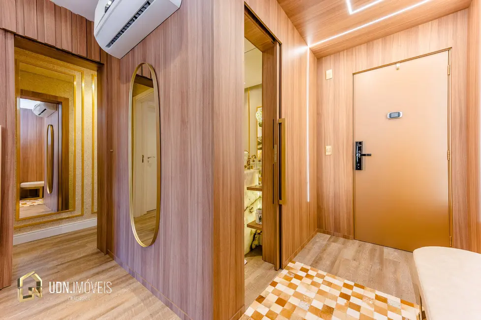 Apartamento com 3 quartos para alugar, 130m2 em Jardim Blumenau, Blumenau - SC - imagem 2 Foto 2 de Apartamento com 3 quartos para alugar, 130m2 em Jardim Blumenau, Blumenau - SC