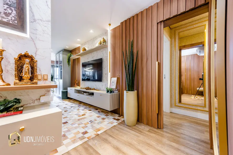 Apartamento com 3 quartos para alugar, 130m2 em Jardim Blumenau, Blumenau - SC - imagem 6 Foto 6 de Apartamento com 3 quartos para alugar, 130m2 em Jardim Blumenau, Blumenau - SC