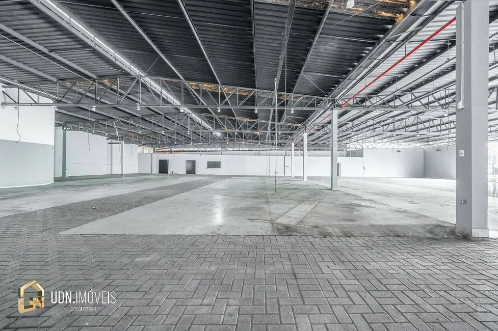 Armazém / Galpão para alugar, 1800m2 em Vorstadt, Blumenau - SC - imagem 8 Foto 8 de Armazém / Galpão para alugar, 1800m2 em Vorstadt, Blumenau - SC
