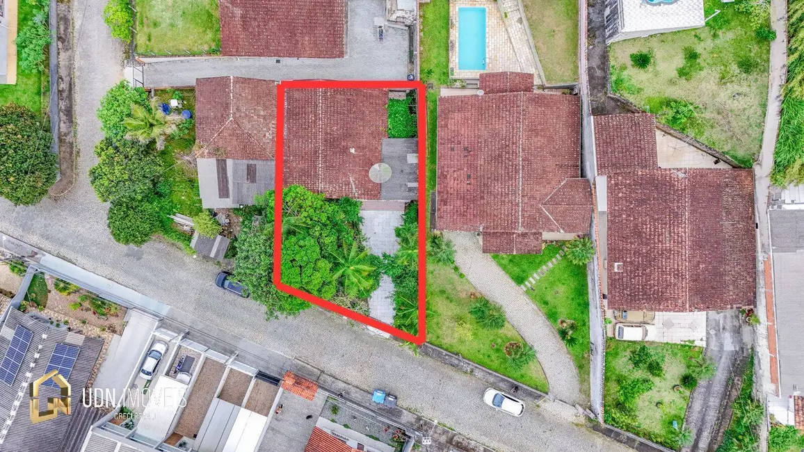 Casa com 2 quartos à venda, 95m2 em Água Verde, Blumenau - SC - imagem 1 Foto 1 de Casa com 2 quartos à venda, 95m2 em Água Verde, Blumenau - SC