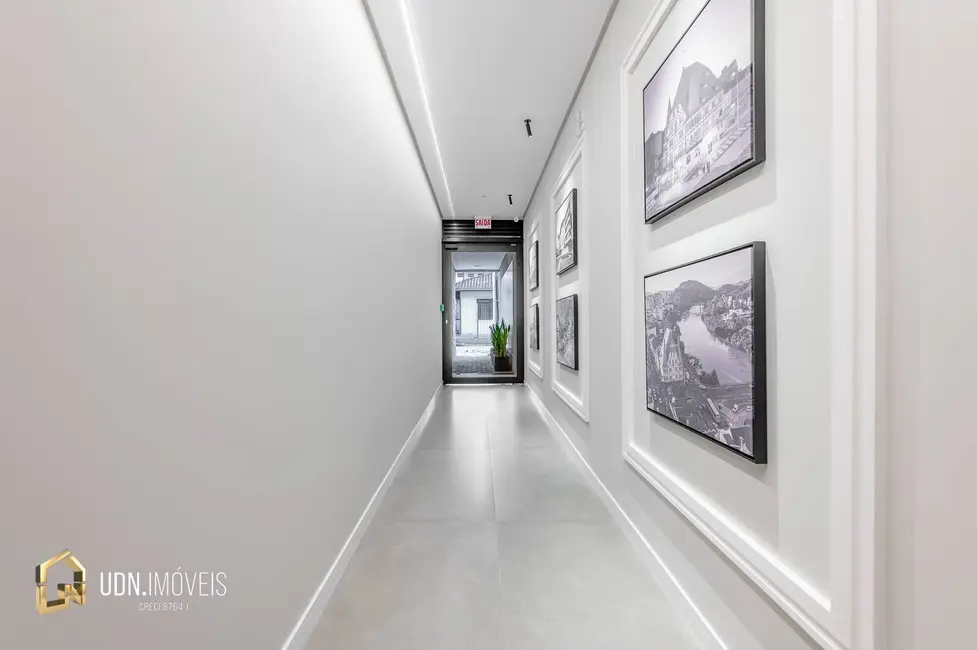 Apartamento com 1 quarto para alugar, 30m2 em Centro, Blumenau - SC - imagem 8 Foto 8 de Apartamento com 1 quarto para alugar, 30m2 em Centro, Blumenau - SC