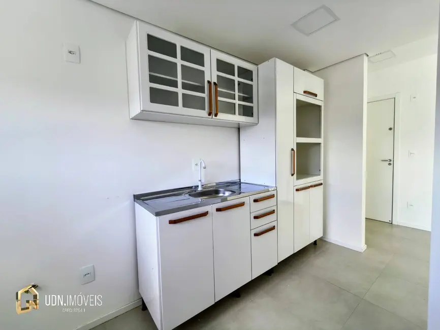 Foto 6 de Apartamento com 2 quartos para alugar, 80m2 em Velha, Blumenau - SC