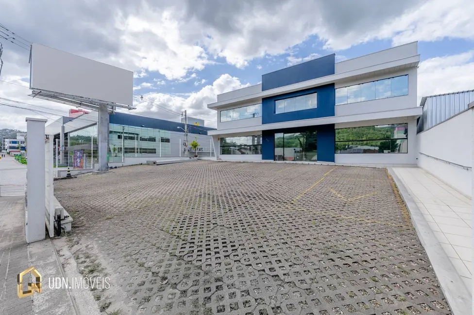 Foto 1 de Armazém / Galpão para alugar, 750m2 em Vorstadt, Blumenau - SC