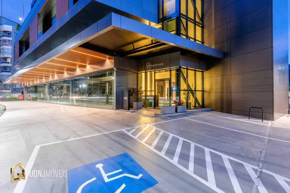 Foto 8 de Sala Comercial para alugar, 277m2 em Vila Formosa, Blumenau - SC