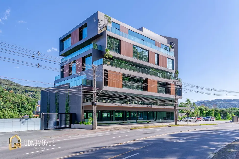 Foto 3 de Sala Comercial para alugar, 237m2 em Vila Formosa, Blumenau - SC