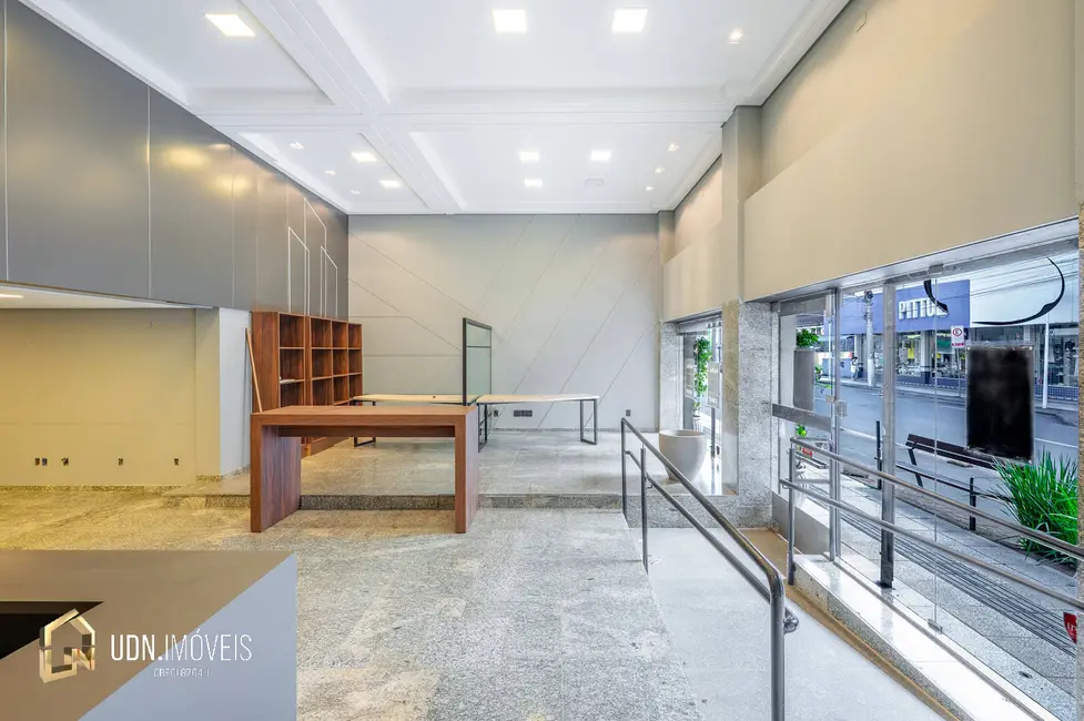 Foto 9 de Sala Comercial para alugar, 234m2 em Centro, Blumenau - SC