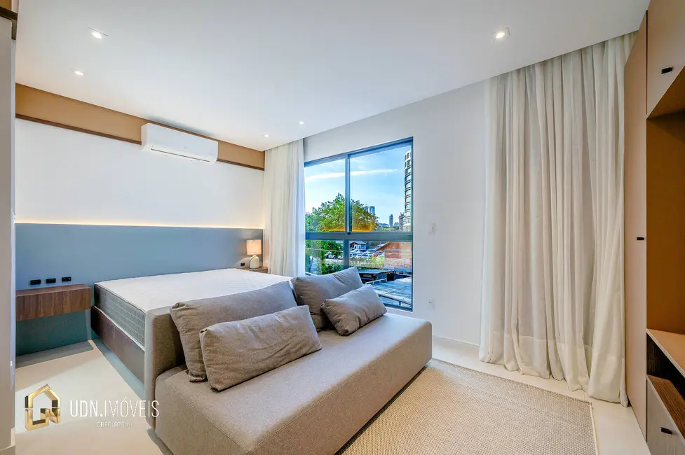 Foto 4 de Apartamento com 1 quarto para alugar, 35m2 em Centro, Blumenau - SC