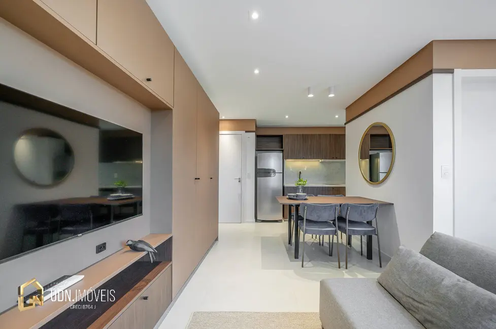 Foto 2 de Apartamento com 1 quarto para alugar, 35m2 em Centro, Blumenau - SC