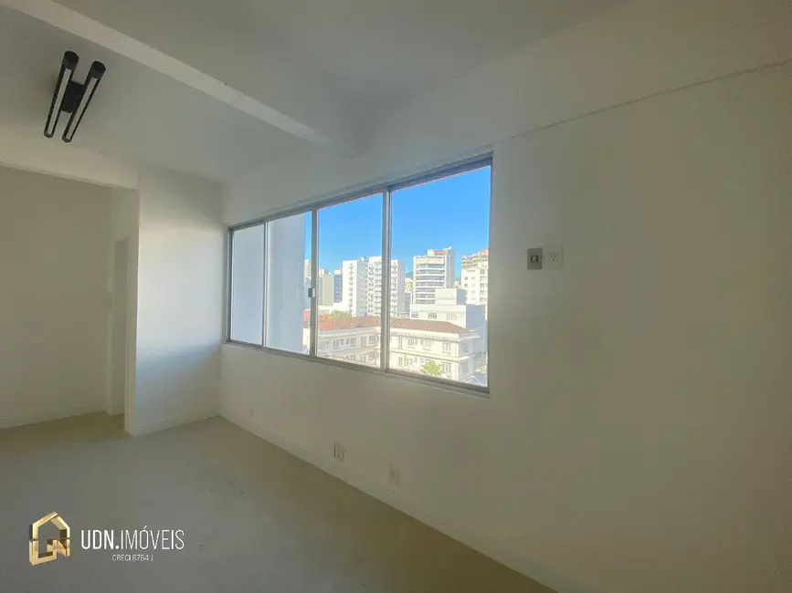 Sala Comercial para alugar, 34m2 em Centro, Blumenau - SC - imagem 4 Foto 4 de Sala Comercial para alugar, 34m2 em Centro, Blumenau - SC