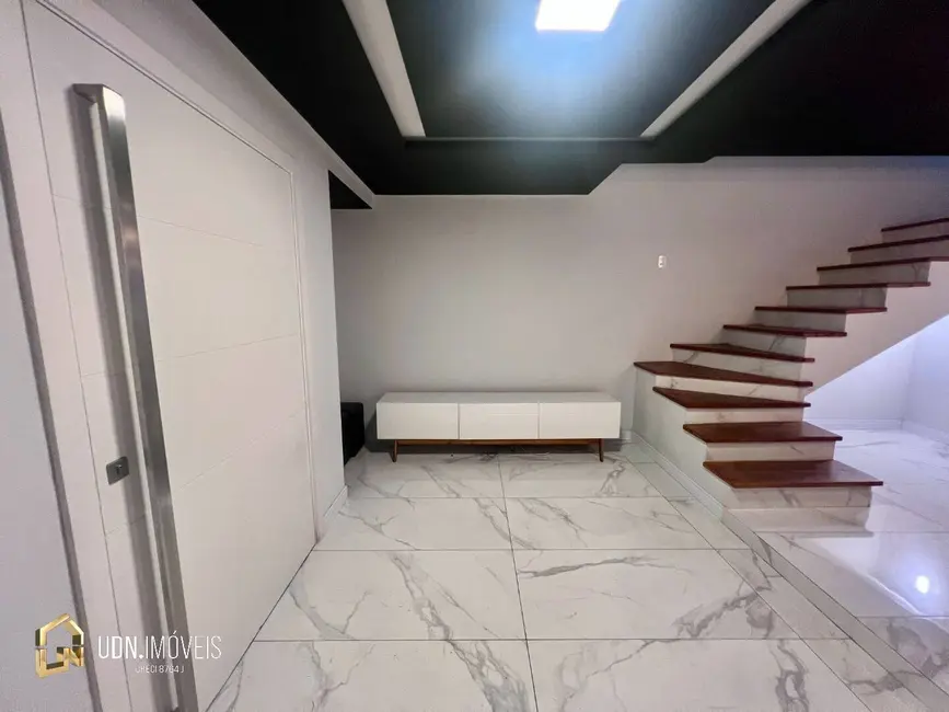 Foto 3 de Casa com 2 quartos à venda, 98m2 em Itoupava Norte, Blumenau - SC