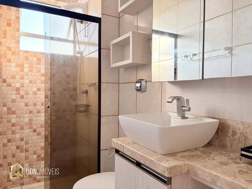 Foto 5 de Apartamento com 3 quartos para alugar, 94m2 em Água Verde, Blumenau - SC