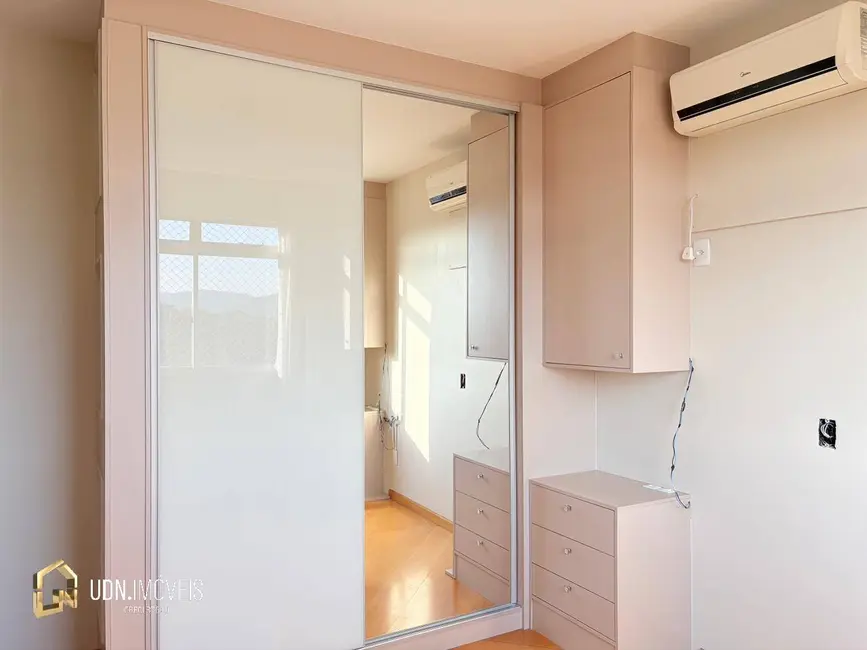 Foto 1 de Apartamento com 3 quartos para alugar, 94m2 em Água Verde, Blumenau - SC
