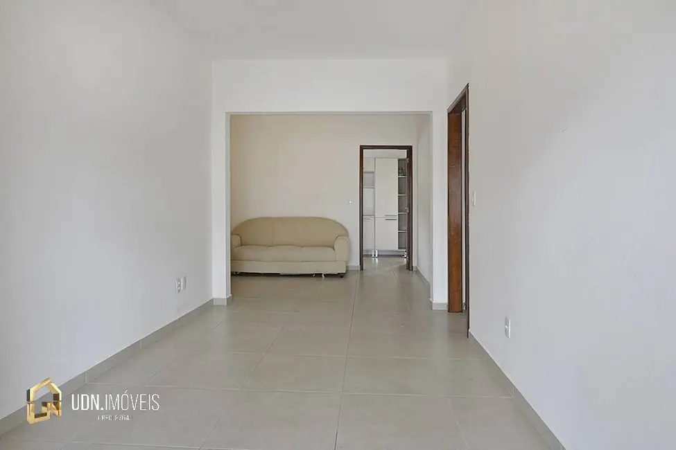 Foto 2 de Apartamento com 2 quartos para alugar, 80m2 em Água Verde, Blumenau - SC