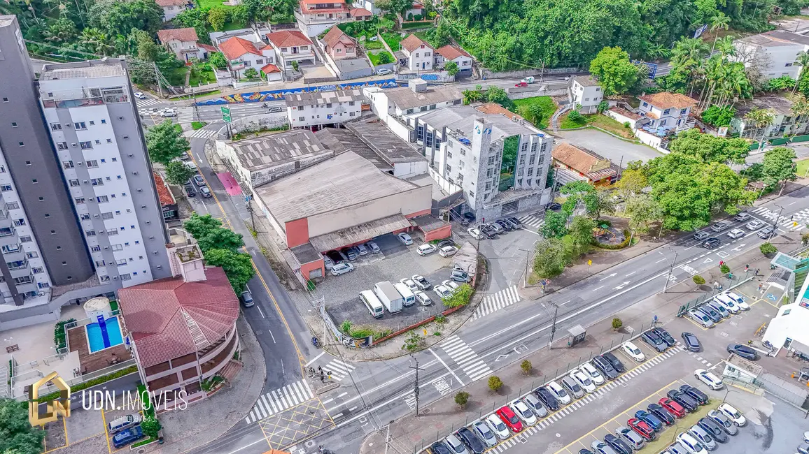 Armazém / Galpão para alugar, 922m2 em Victor Konder, Blumenau - SC - imagem 7 Foto 7 de Armazém / Galpão para alugar, 922m2 em Victor Konder, Blumenau - SC