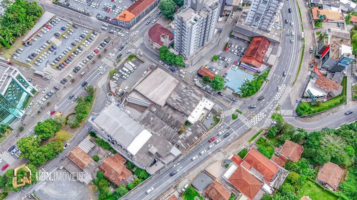 Armazém / Galpão para alugar, 922m2 em Victor Konder, Blumenau - SC - imagem 5 Foto 5 de Armazém / Galpão para alugar, 922m2 em Victor Konder, Blumenau - SC