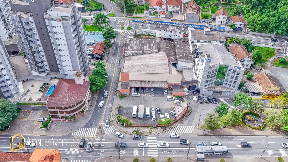 Armazém / Galpão para alugar, 922m2 em Victor Konder, Blumenau - SC - imagem 6 Foto 6 de Armazém / Galpão para alugar, 922m2 em Victor Konder, Blumenau - SC