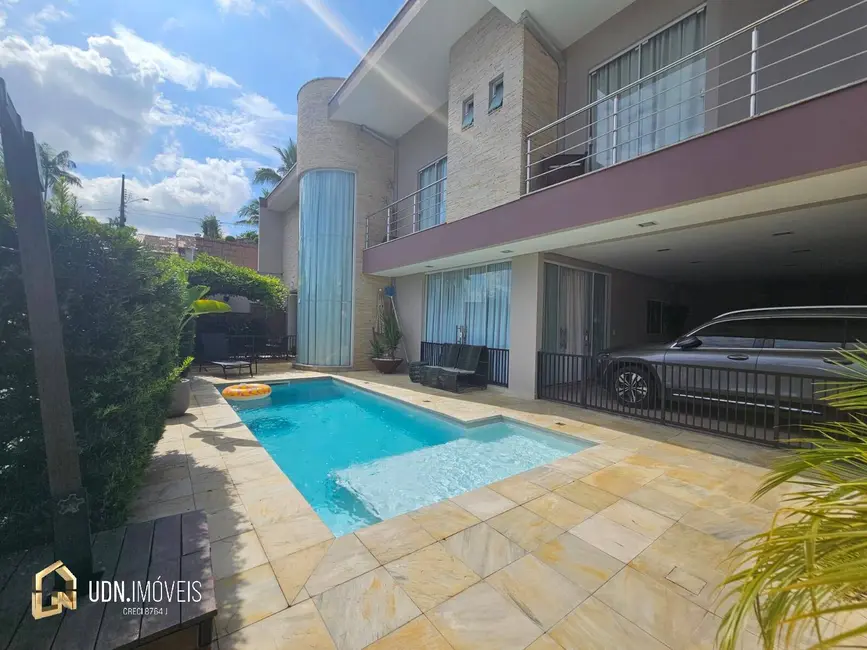 Casa com 3 quartos à venda, 336m2 em Velha, Blumenau - SC - imagem 2 Foto 2 de Casa com 3 quartos à venda, 336m2 em Velha, Blumenau - SC