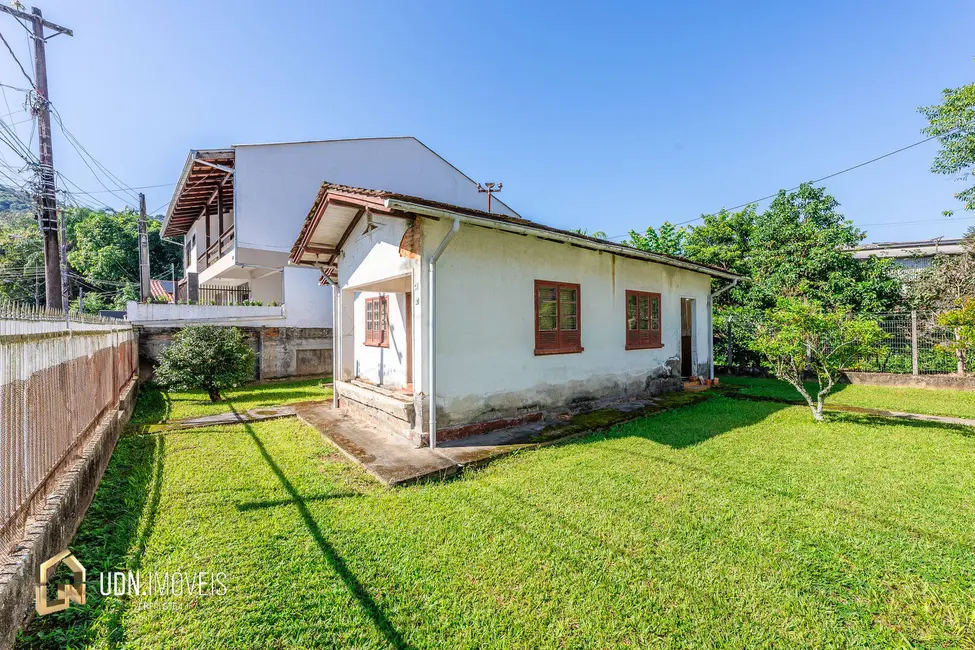 Foto 7 de Casa com 3 quartos à venda, 226m2 em Valparaiso, Blumenau - SC