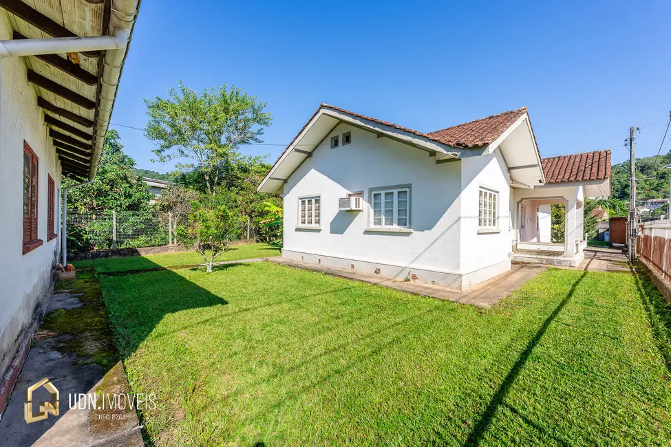 Foto 6 de Casa com 3 quartos à venda, 226m2 em Valparaiso, Blumenau - SC