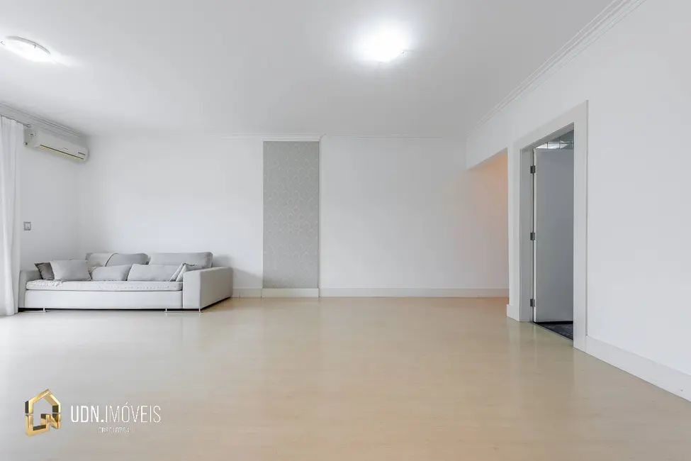Foto 8 de Apartamento com 2 quartos à venda, 109m2 em Centro, Blumenau - SC